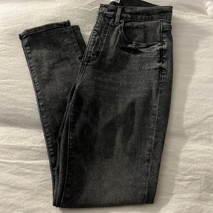 NWOT Loft Curvy Skinny Jean. Size 27 (4)